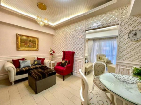 RARE unit at the Venice Luxury Residence With Balcony
